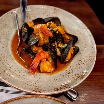 Ecco - Black Pasta Fra Diavolo - Italian Near Me - Trumbull, Connecticut