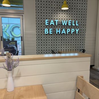 Modern Market Eatery - Salad Near Me - Kansas City, Missouri