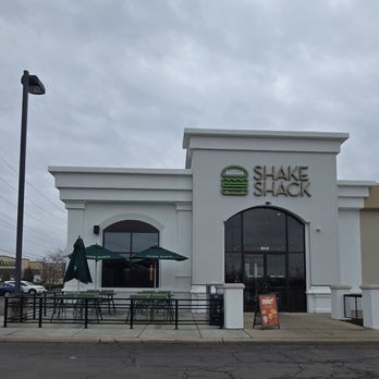 Shake Shack Mason - Front and patio - Fast Food Near Me - Mason, Ohio Shake Shack Mason - Front and patio - Fast Food Near Me - Mason, Ohio