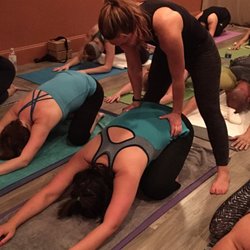 Roots Yoga