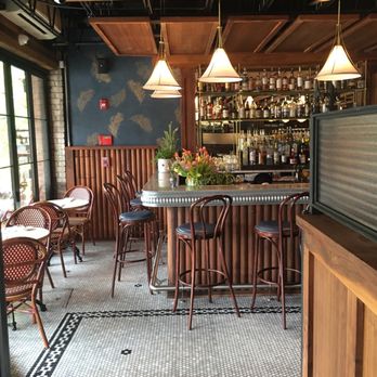 Bistro de Ville - French Near Me - Scarsdale, New York