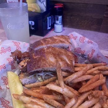 Bubba's 33 - Chicken Bacon Avocado Sandwich - Pizza Near Me - The Colony, Texas