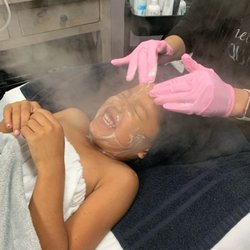 Moonlight Beauty Bar