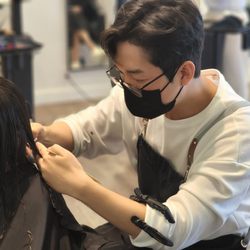 44th Street Salon - Precision cutting