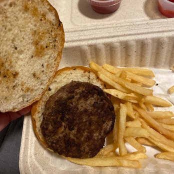 Hopewell Bar & Kitchen - Classic burger - Bars Near Me - Boston, Massachusetts Hopewell Bar & Kitchen - Classic burger - Bars Near Me - Boston, Massachusetts