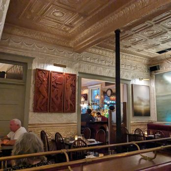 The Hudson House - Main dining room - New American Near Me - Nyack, New York