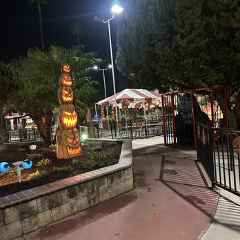Camelot Golfland - Spooky vibes :) - Mini Golf Near Me - Anaheim, California Camelot Golfland - Spooky vibes :) - Mini Golf Near Me - Anaheim, California