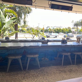Haggo's Organic Taco - Open to outdoors bar stools - Tacos Near Me - Encinitas, California Haggo's Organic Taco - Open to outdoors bar stools - Tacos Near Me - Encinitas, California