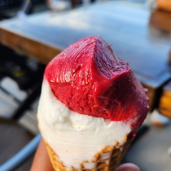 Gelato & Co - Cone with a scoop of raspberry and limoncello - Gelato Near Me - Castle Rock, Colorado