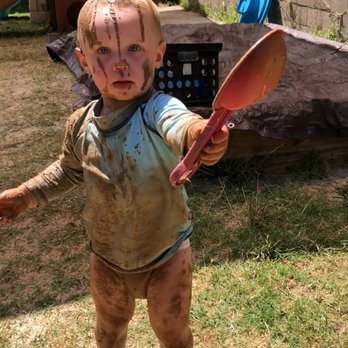 Michelle's Backyard Preschool & Daycare - I love that my kid is allowed to get this dirty in Michelle's Backyard! - Child Care & Day Care Near Me - Redondo Beach, California