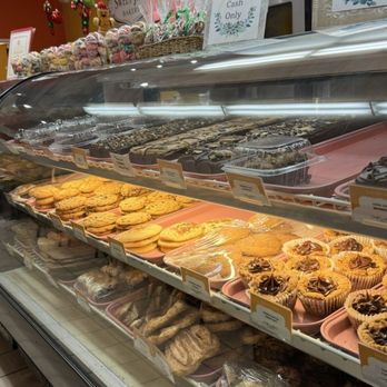 Sweet Jill's - Inside - Bakeries Near Me - Seal Beach, California Sweet Jill's - Inside - Bakeries Near Me - Seal Beach, California