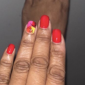 Sunflower Nails - Emily did an amazing job and I even got a cute design!! - Nail Salons Near Me - Alexandria, Virginia
