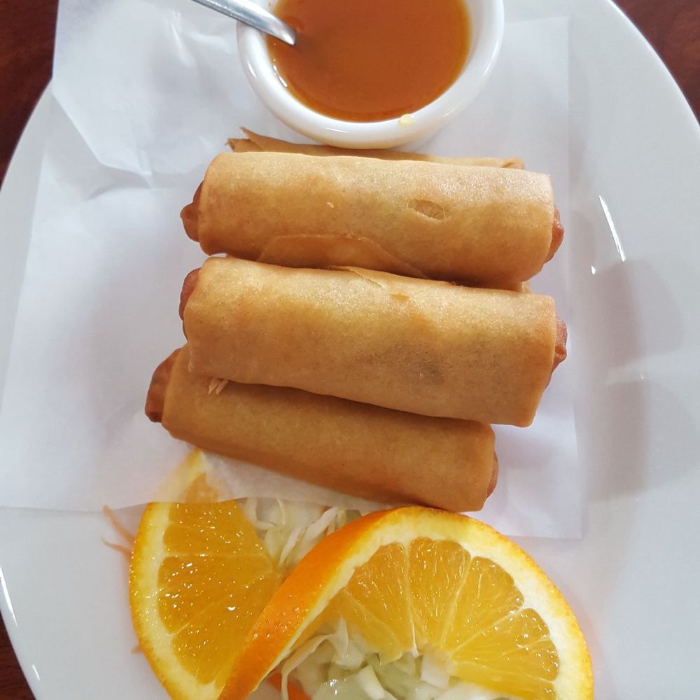 9 Nine Thai Restaurant - Egg roll - Thai Near Me - Klamath Falls, Oregon
