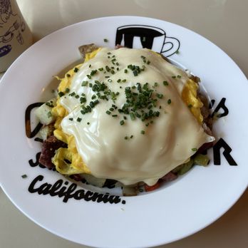 Beginner's Diner - Corned beef hash with cheese on the eggs - Diners Near Me - San Diego, California Beginner's Diner - Corned beef hash with cheese on the eggs - Diners Near Me - San Diego, California