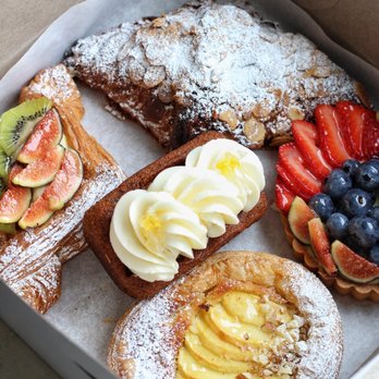 Fior di Latte - Cafes Near Me - Burnaby, British Columbia
