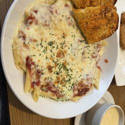 Sal's Italian Restaurant & Pizzeria