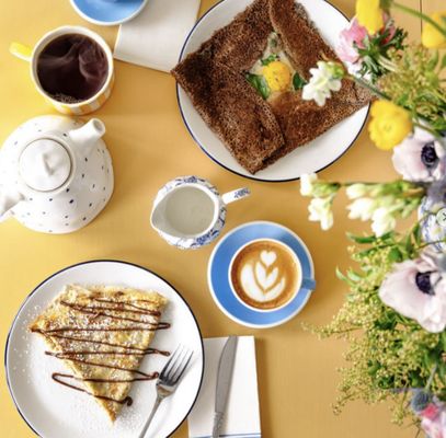 The Yellow Table Café by null