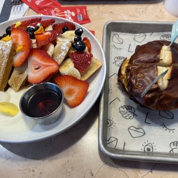Lulu Green - Lulu Waffle (Gluten Free) and THE Brunch Sandwich 2.0 - Vegan Near Me - Boston, Massachusetts