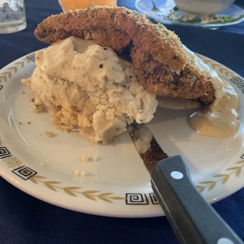 Casper Boat Club - Chicken fried steak over homemade mashed potatoes; view one. - Boating Near Me - Alcova, Wyoming
