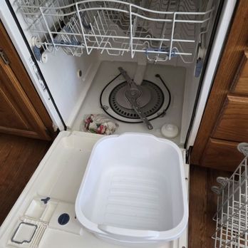 Del's Adrian Appliance Heating & Cooling - Appliances & Repair Near Me - Adrian, Missouri