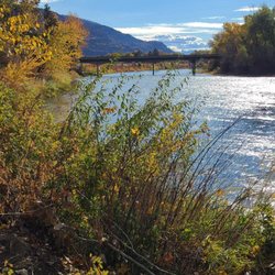 River Oaks Rv Resort - Similkameen river at River Oaks RV Park