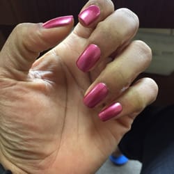V N Nails - Quick and well done manicure!
