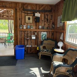 Hideaway Campground and Oyster Market - Office and oyster bar