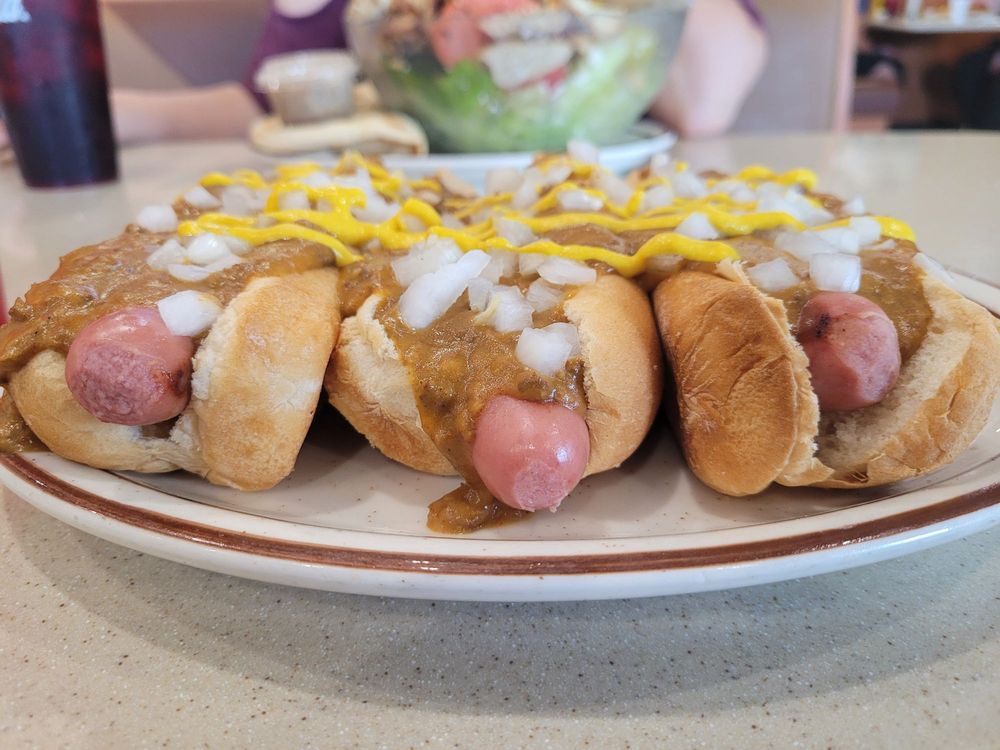 Leo’s Coney Island