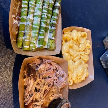 Switchback Smokehouse - Pulled pork, grilled asparagus, Mac and cheese - Smokehouse Near Me - Kittredge, Colorado Switchback Smokehouse - Pulled pork, grilled asparagus, Mac and cheese - Smokehouse Near Me - Kittredge, Colorado