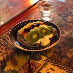 Dulce Maria Deli - Tostada con Crema y Frutas
