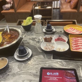 Liuyishou Hotpot - Chinese Near Me - Chicago, Illinois
