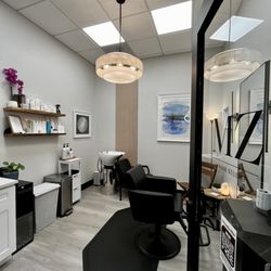 MZ Hair Studio - MZ Hair Studio is a salon suite located in Bridgewater, NJ. Owner/ Hairstylist Marisa specializes in hair cutting and hair color.
