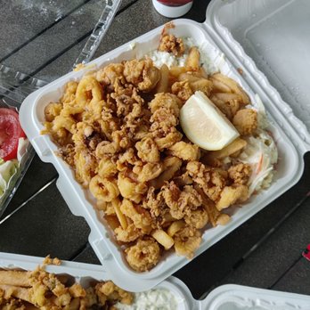 Riverside Pizza & Seafoods - Fried calamari platter - Pizza Near Me - Cambridge, Massachusetts Riverside Pizza & Seafoods - Fried calamari platter - Pizza Near Me - Cambridge, Massachusetts