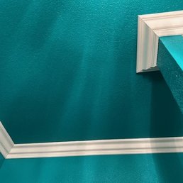 I purchased this beautiful crown molding from Moulding Base and had it installed on the ceiling in my bathroom.