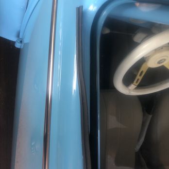 Global Auto Repair - Windows felt not VW and not correct and used glue not clips - Auto Repair Near Me - Honolulu, Hawaii