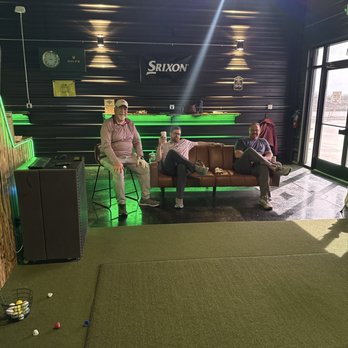 Bogey Master Golf Simulator - Viewing area - Golf Near Me - Hutto, Texas Bogey Master Golf Simulator - Viewing area - Golf Near Me - Hutto, Texas