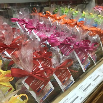 Aniway - Faites un cadeau à votre animal! - Pet Stores Near Me - Uccle, BRU