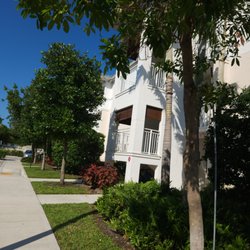 Playa Apartments in Key Largo - Outside of one of the buildings