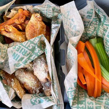 Wingstop - Chicken Wings Near Me - Torrance, California