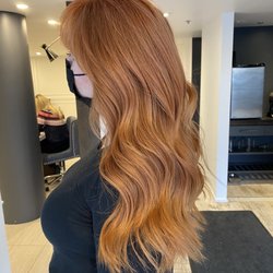 Acqua Quebec Studio & Retreat - Mikayla cut, colored, and styled it beautifully.
