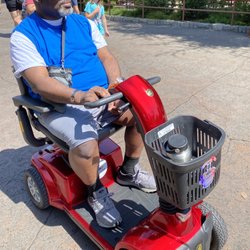 Soaring Scooters - Plenty of leg room and generous basket.