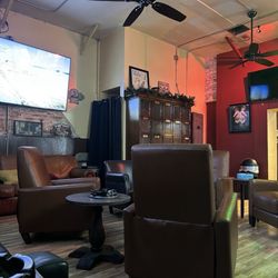La Aroma De Havana Cigar Lounge