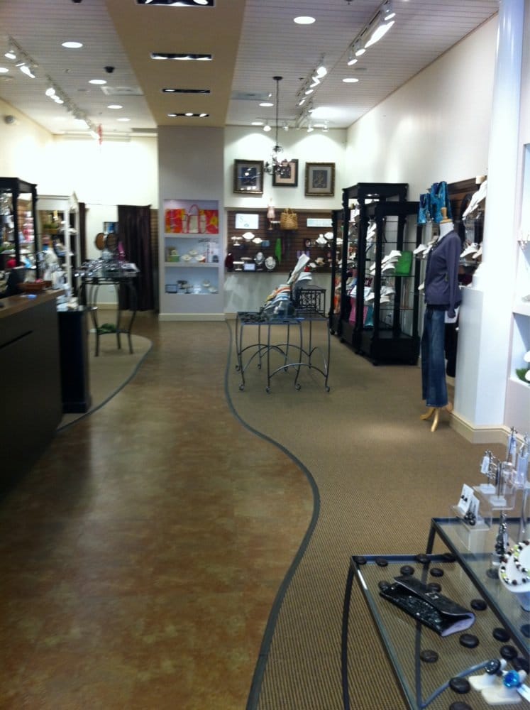 THE JEWEL BOX Updated October 2024 3334 W Friendly Ave, Greensboro