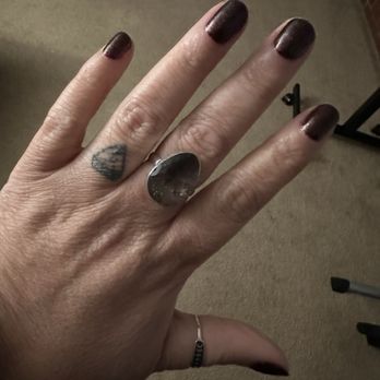 Lavish Nails Salon - Nail Salons Near Me - Martinez, California