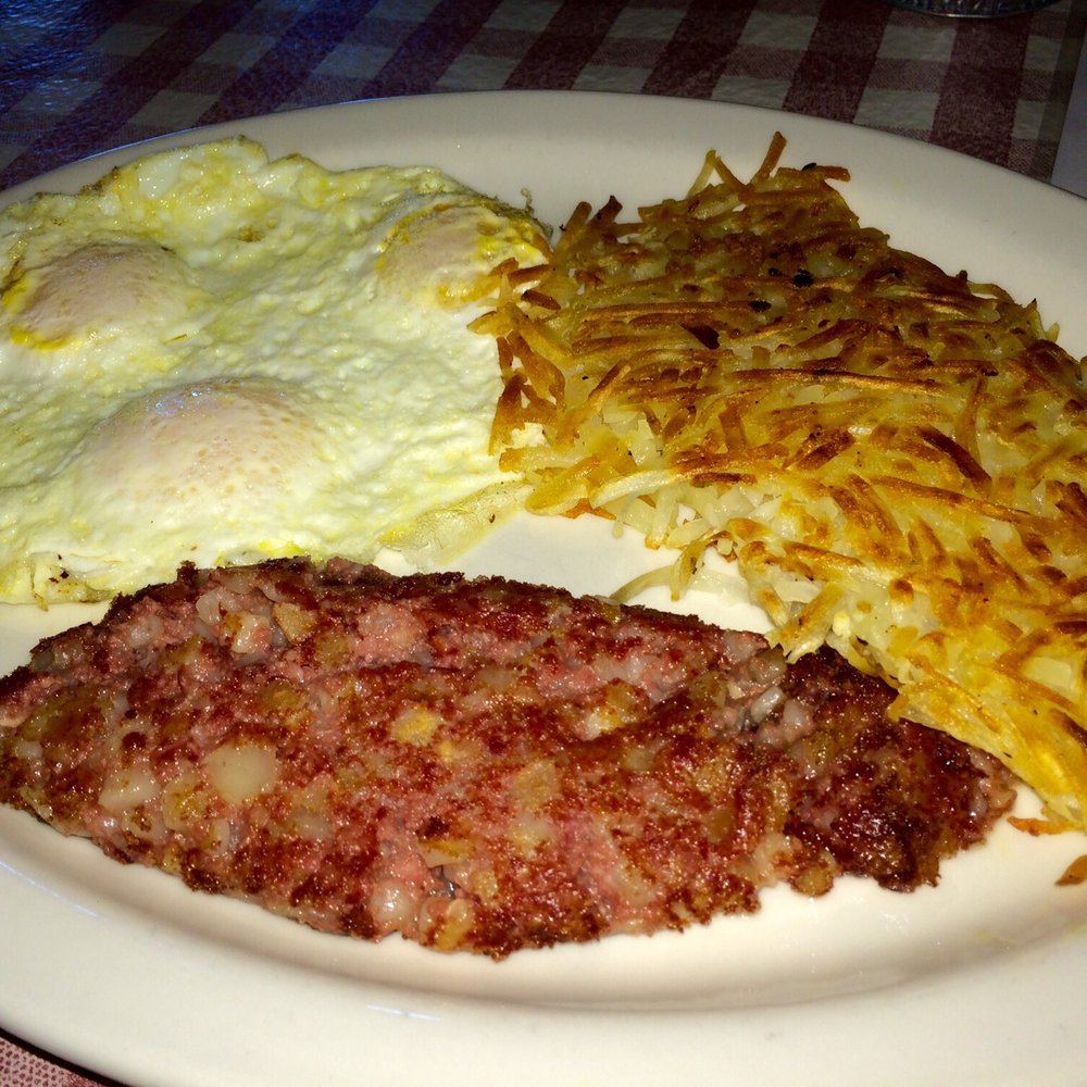 Huckleberry's - Corned Beef Hash, eggs over medium, crisp hash browns - Breakfast & Brunch Near Me - Fairfield, California Huckleberry's - Corned Beef Hash, eggs over medium, crisp hash browns - Breakfast & Brunch Near Me - Fairfield, California