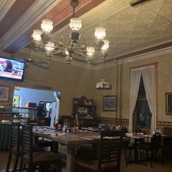 The Franklin Hotel Bar And Hotel Restaurent - Original light fixture in main dining room