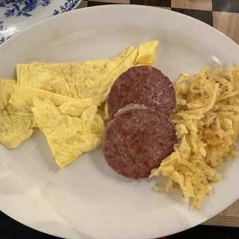 Cracker Barrel Old Country Store - Momma's Pancake Breakfast - American Near Me - Winter Garden, Florida