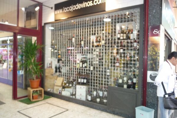 La Caja de Vinos by null