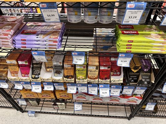 Tamura's Fine Wine & Liquors Waialae by null