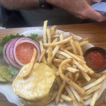 White Star Bar - Burgers Near Me - Jersey City, New Jersey White Star Bar - Burgers Near Me - Jersey City, New Jersey
